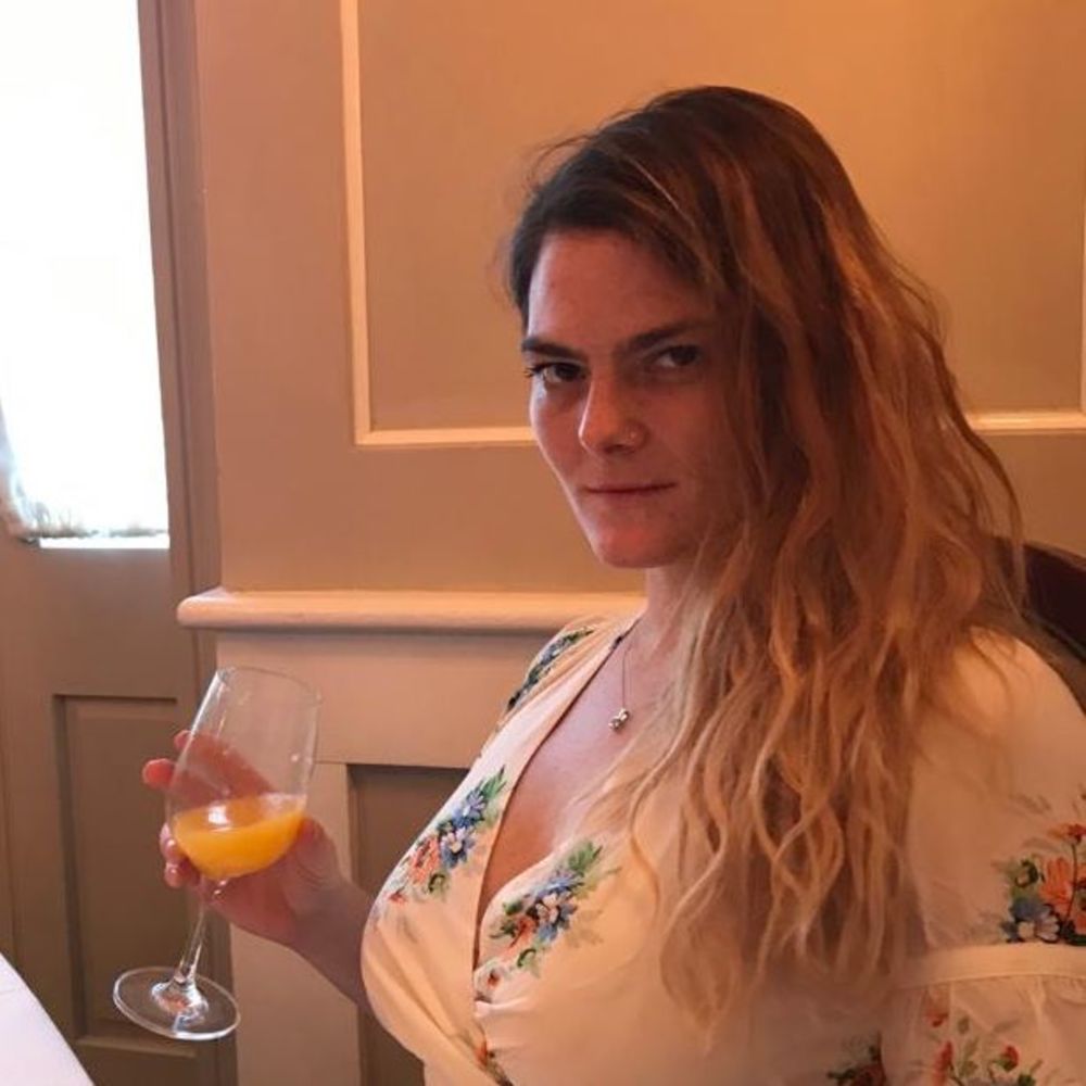 Meet your Posher, Nicole